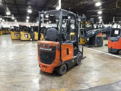 USED 2020 DOOSAN BC20S-7