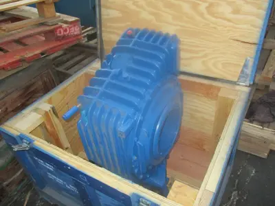 Siemens/Flender, Gear Reducer, Steam Cast Iron Blue 701181, Wind/Energy Turbine