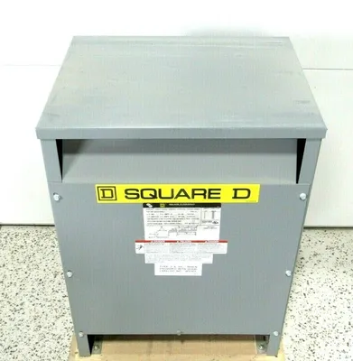 NEW SQUARE D EE15T3HCU TRANSFORMER 15KVA 480V 208Y/120