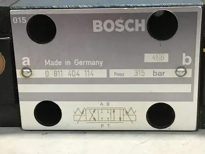 USED BOSCH 0 811 404 114