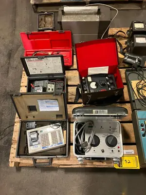 Used _UNKNOWN_ _UNKNOWN_ Test Equipment - Other Ohio US | Myron Bowling Auctioneers Inc #1504730