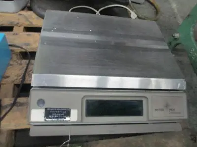 7338-380 Mettler Digital Platform Scale Model # PM 34, S/N: 119737