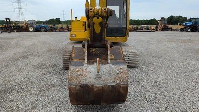 USED 1988 DEERE 490D