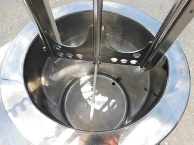 USED VETRACO MIXING TANK 15 GALLON
