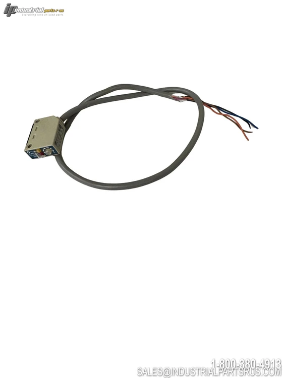 Used TELEMECANIQUE XUMH103535 Photoelectric Sensors Kentucky US | Industrial Parts R Us Inc. #1310891