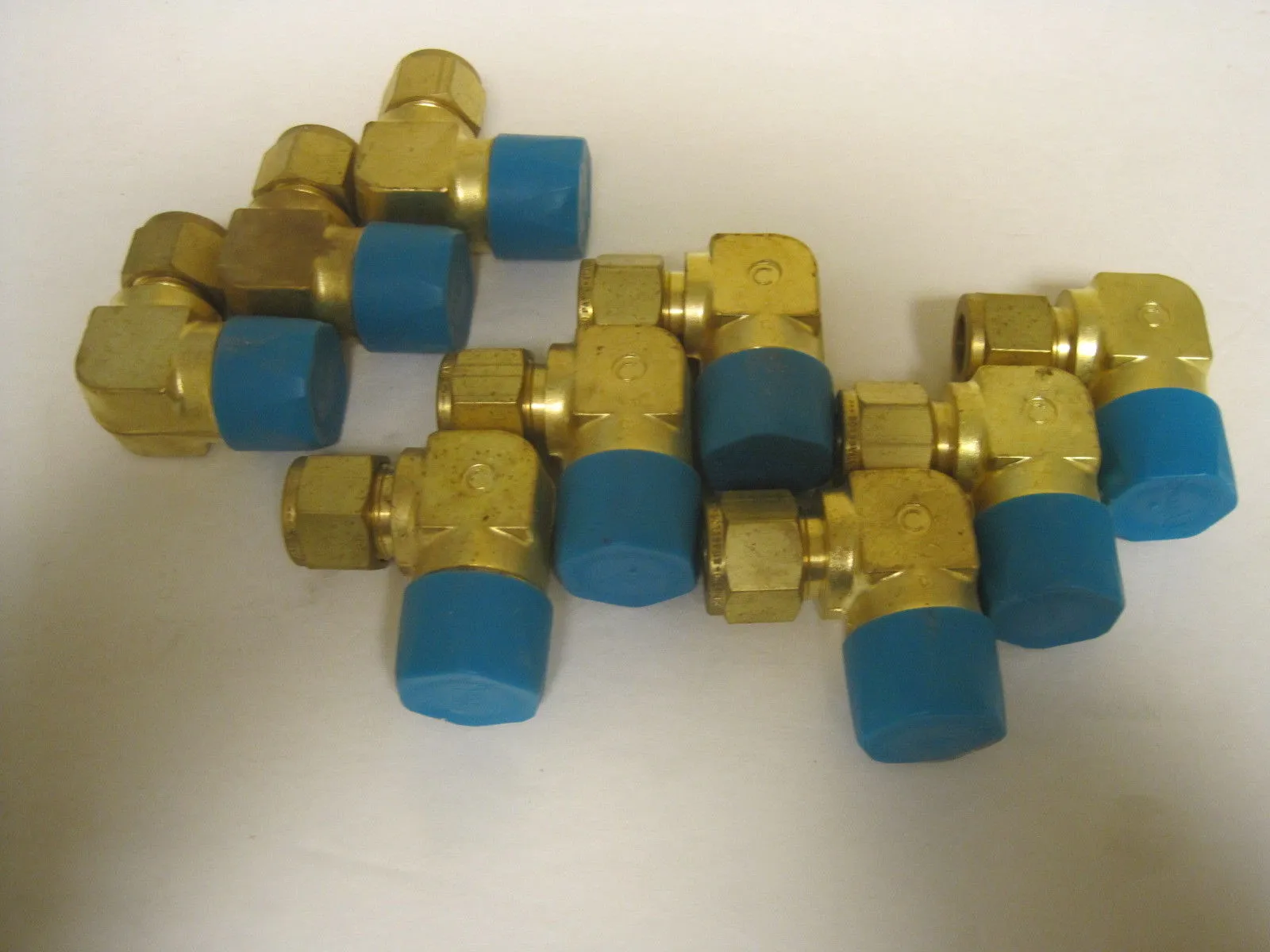 9 SWAGELOK BRASS ELBOW FITTINGS