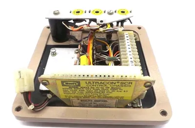 USED ULTRACON JC075 CONTROL CHASSIS