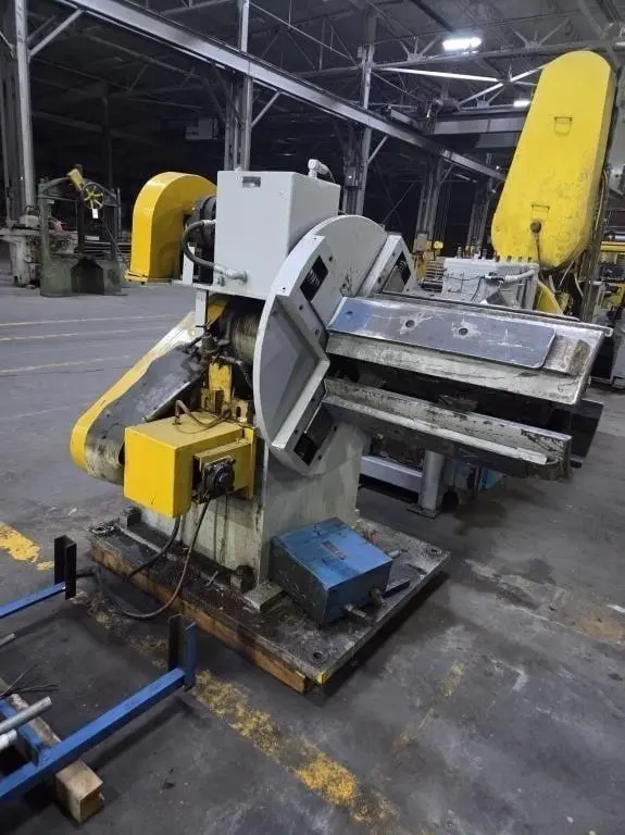 4,000 LB X 26" PAXSON MOTORIZED COIL REEL UNCOILER: YOBRO #25224