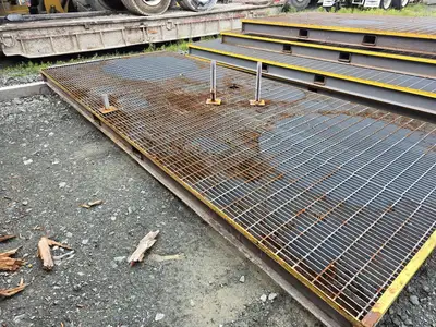 192" x 84" x 7.75" Platform Grate