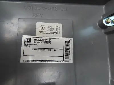 Square D 8903LWW80V02 Electrical Enclosure 11-1/2x8x4" 1-1/2"NPT 3/4"NPT Plastic