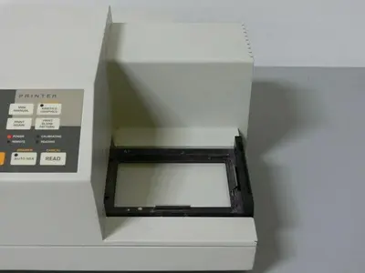 USED MOLECULAR DEVICES UV MAX KINETIC MICROPLATE READER