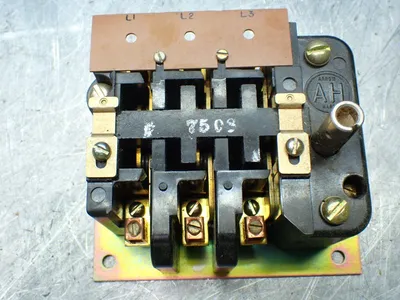 New | in-Stock ARROW HART RAD130U PLC Contactors Ohio US | HGR 24 #879672