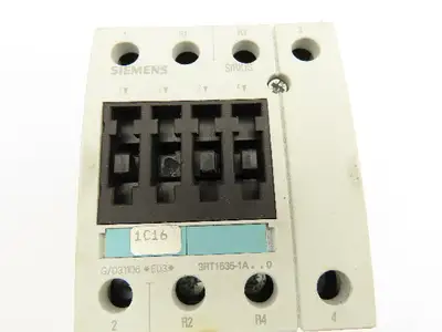 Siemens 3RT1 535-1AK60  3-Pole Contactor 600V 3PH 120V Coil