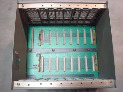 Allen Bradley 5110-A8 Pyramid Eight Slot Chassis Module Series B Used