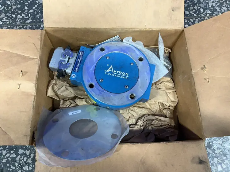 Used AVERTON M284 Encoders Ohio US | HGR 24 #1324368
