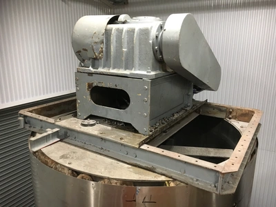 10,000 L S/S JKTD Mixer Tank