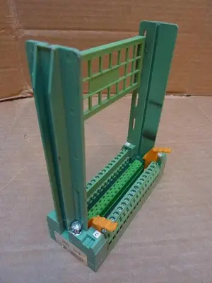 USED PHOENIX SKBI32/D