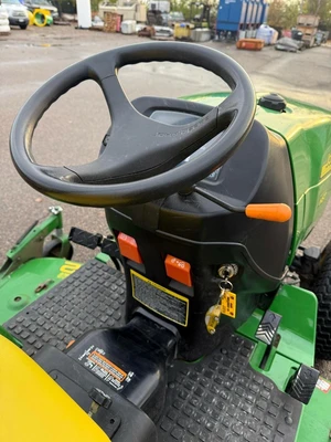 _UNKNOWN_ 2520 Tractors | Fram Fram LLC (10)