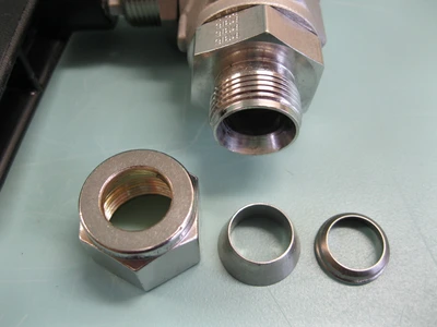 USED Parker 8Z(A)-B8LJ-SSP