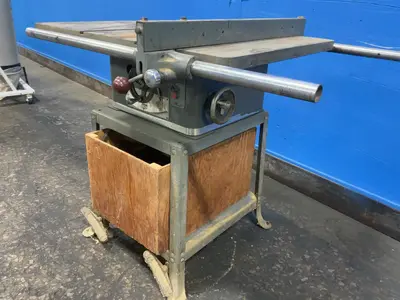 Used DELTA ROCKWELL 34400 Woodworking Table Saws Ohio US | HGR 24 #1064715