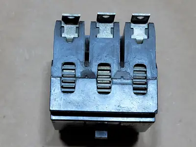 USED EATON GBH3015