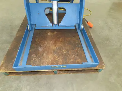 Used VESTIL _UNKNOWN_ Misc Lifts Indiana US | Arrow Industrial #1367359