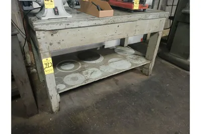 Used _UNKNOWN_ _UNKNOWN_ Work Benches Ohio US | Thompson Auctioneers #1554051