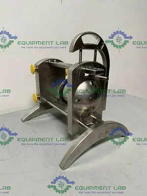 USED SARTORIUS SARTOCON® 3 TANGENTIAL CROSSFLOW FILTRATION HOLDER FOR 10 TO 10,000 LITER BATHES