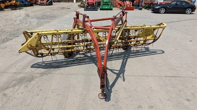 USED NEW HOLLAND ROLABAR 258