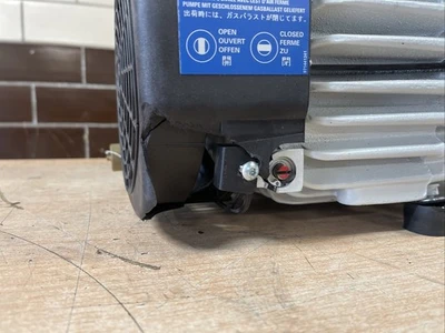 USED Oerlikon Leybold SV40BI