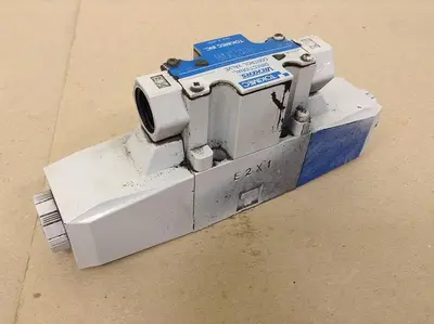 USED VICKERS DG4V32CMP7H750