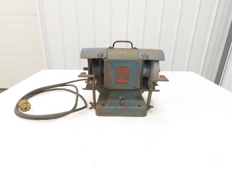 Used THE CINCINNATI _UNKNOWN_ Pedestal Type Grinders (Double End) Indiana US | Arrow Industrial #610614