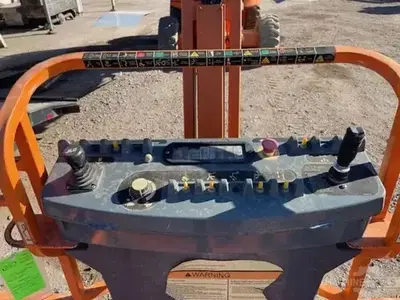 USED 2011 JLG 450AJ