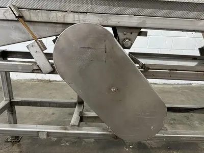 9' Shaker Conveyor