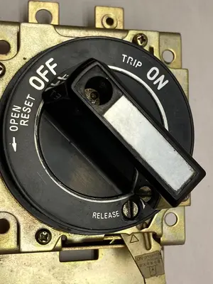 New | in-Stock FUJI N-21EA 90D Miscellaneous Equipment (Electrical & Power) Ohio US | Surplus Asset Holdings #1241316