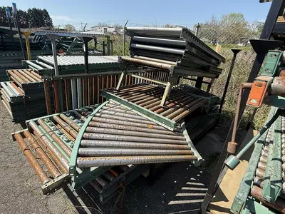 LOT OF ROLLER CONVEYOR