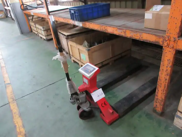 Used _UNKNOWN_ _UNKNOWN_ Pallet Trucks TW | Apex Group #1551870