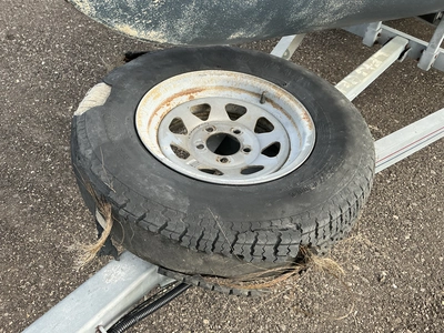 USED 1998 HUNTER TBD