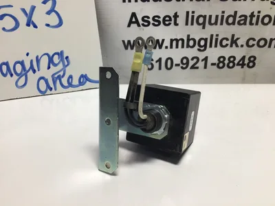 Square D SDSA1175 (series 1) Surge protection device