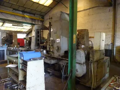 USED GOULD & EBERHARDT 72H SPUR & HELICAL GEARS
