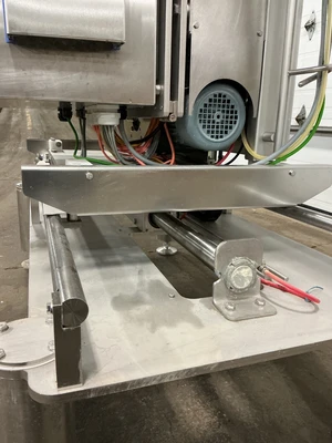 Used TETRA PAK PX-31503302 Vertical Form Fill Sealing Machines (VFFS) Ohio US | Equipment Recovery Corp. #1331383
