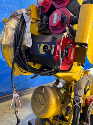 FANUC R-2000IA/165F 6 Axis Robots | K.B. Industries LLC (10)