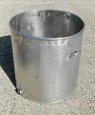 USED 65 GALLON BATCH CAN 65 GALLON