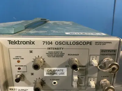 Used TEKTRONIX 7104 Oscilloscopes Ohio US | HGR 24 #1463355