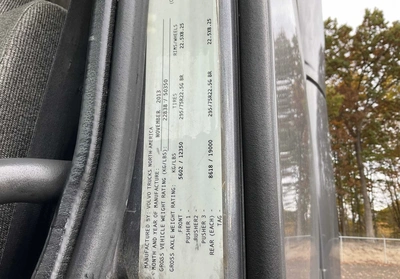 USED 2014 VOLVO VNL 6X4