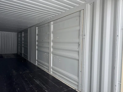 ZXJU0256338 // Sea Container with 2 Extra Wide Side Doors, 40HC, Single Trip