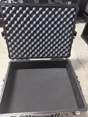 USED PELICAN CASE 1610