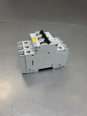 USED Eaton FAZ-C16/3-NA Circuit Breaker, 16A, 3P, 480Y/277VAC