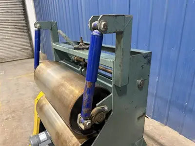Unknown Pinch Roll