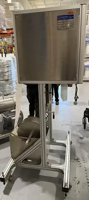 USED 2005 BENISON & CO. LTD. LE-100